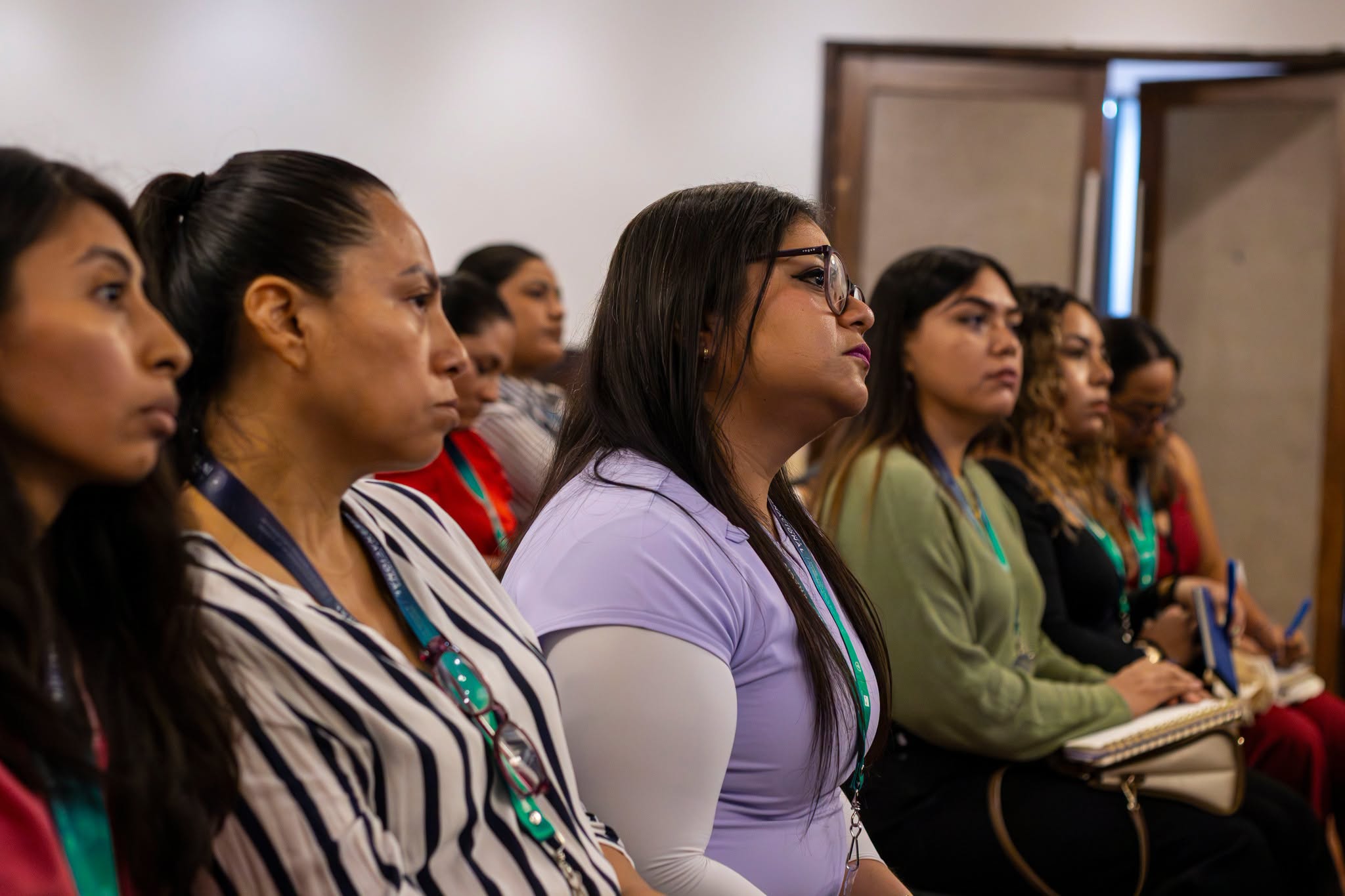 Asistentes durante una conferencia de actualización